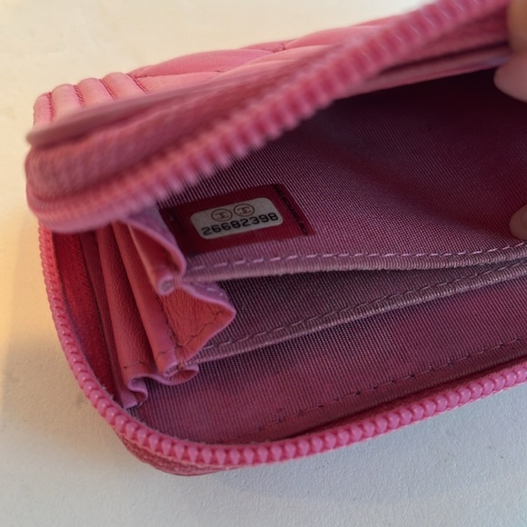 CHANEL Boy Matelasse Lambskin Leather Pink Gold Mini Zip Wallet Card Holder - Picture 10 of 10